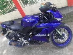 YAMAHA R15 V3